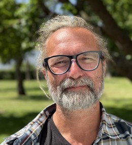 Mandlig medarbejder på Nysted Efterskole.